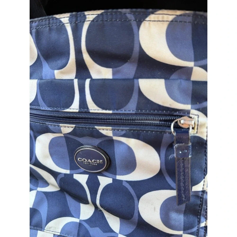 Coach Women's Blue White Logo Pattern Shoulder Bag Zip Designer